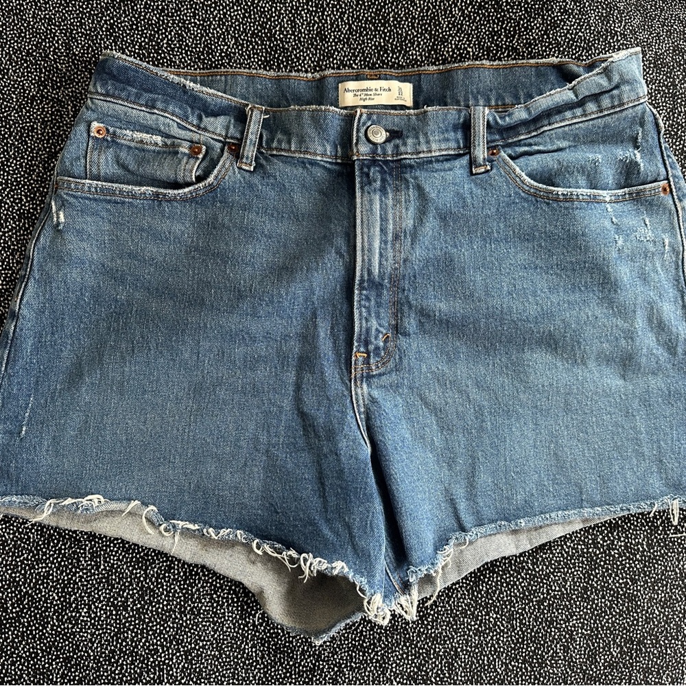 Abercrombie & Fitch High-Rise Denim Shorts in Blue